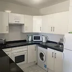 Lovely 1 Bed 5a1, Victoria Court 1, Cristianos, Tenerife Appartement