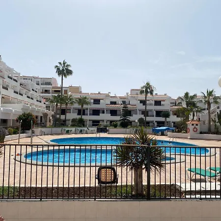 Self Catering Lovely Ground Floor 1 Bed Apartment 5A1, Los Cristianos, Tenerife アパート