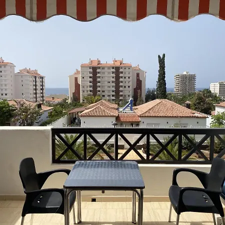 アパート Self Catering Lovely Ground Floor 1 Bed Apartment 5A1, Los Cristianos, Tenerife ロスクリスティアーノス
