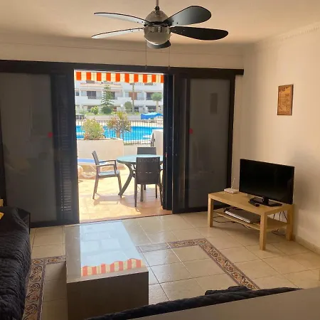 Lovely 1 Bed 5a1, Victoria Court 1, Cristianos, Tenerife Appartement Los Cristianos (Tenerife)