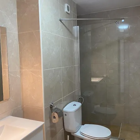 アパート Self Catering Lovely Ground Floor 1 Bed Apartment 5A1, Los Cristianos, Tenerife *